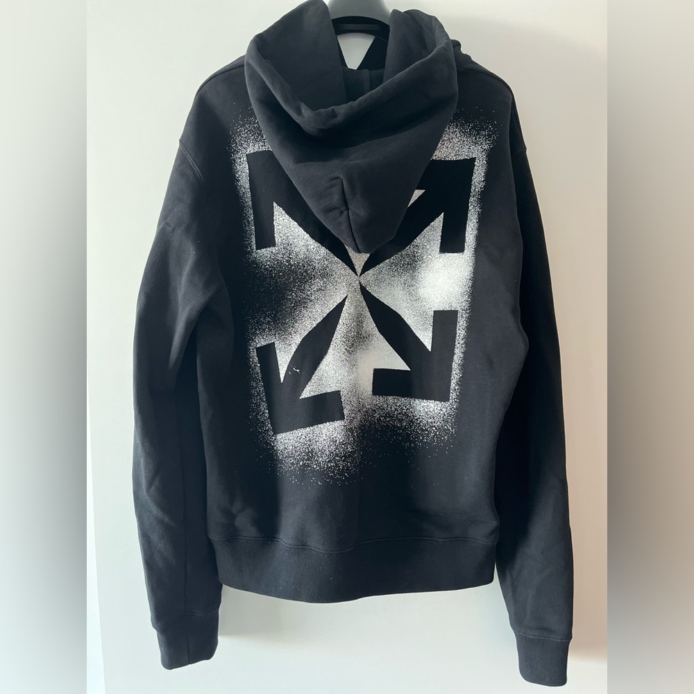 Off-White Men’s Black Hoodie (Large).
